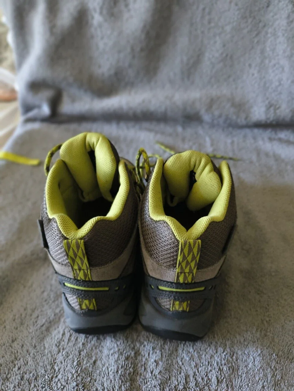 L.L. Bean Kids Trails Model Hiking Boots TEK 2.5 Gray Size 4 Activewear Hiking